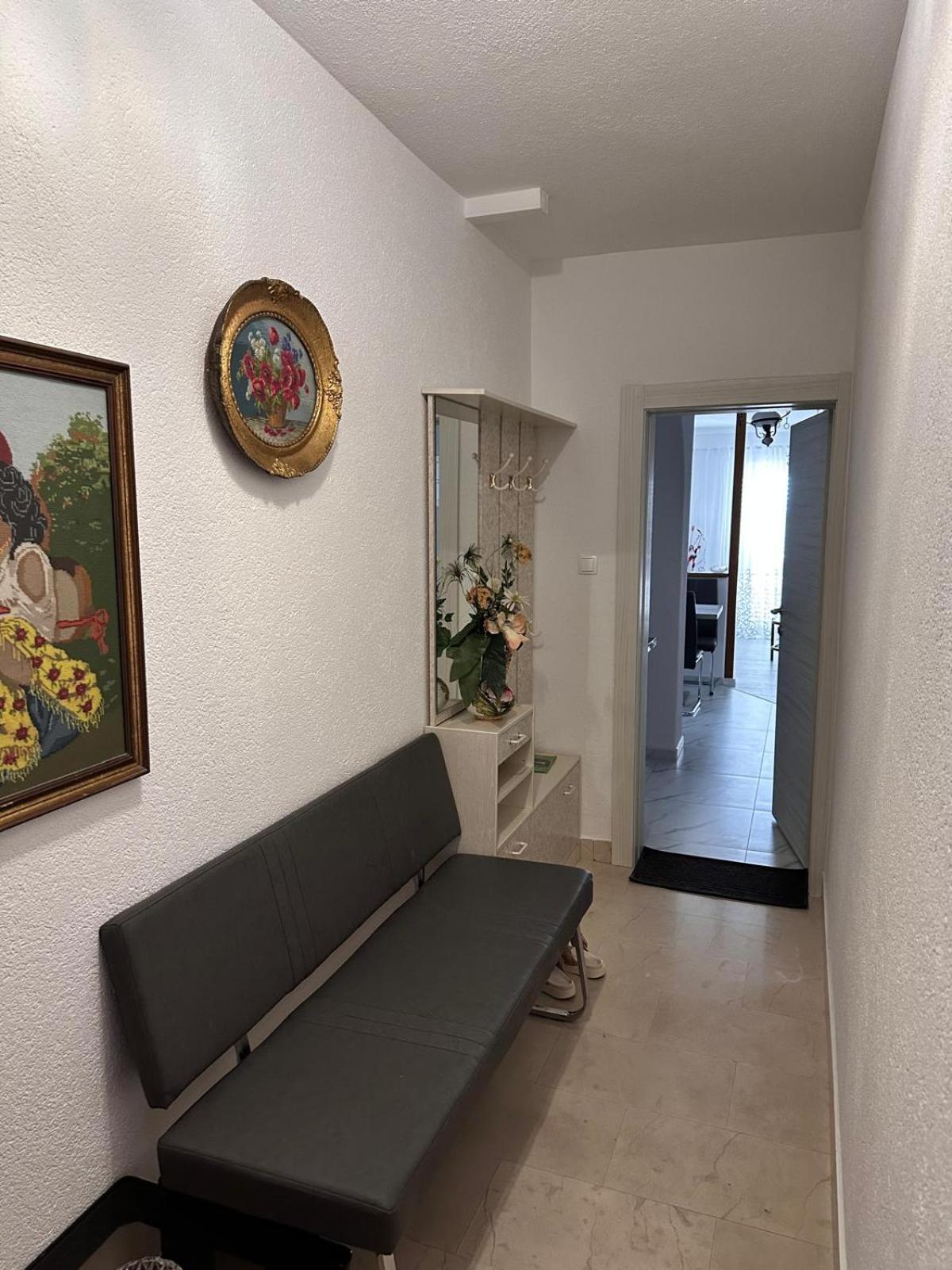 Apartmani Djurda Đảo Krk Ngoại thất bức ảnh